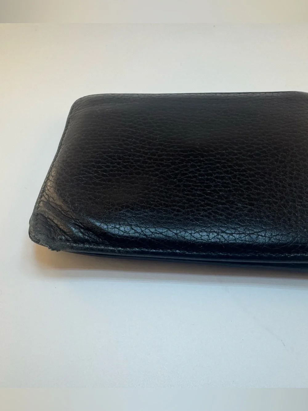 Bally Bifold Black Leather Wallet Coin Pocket Black Pebbled Leather AUTHENTIC